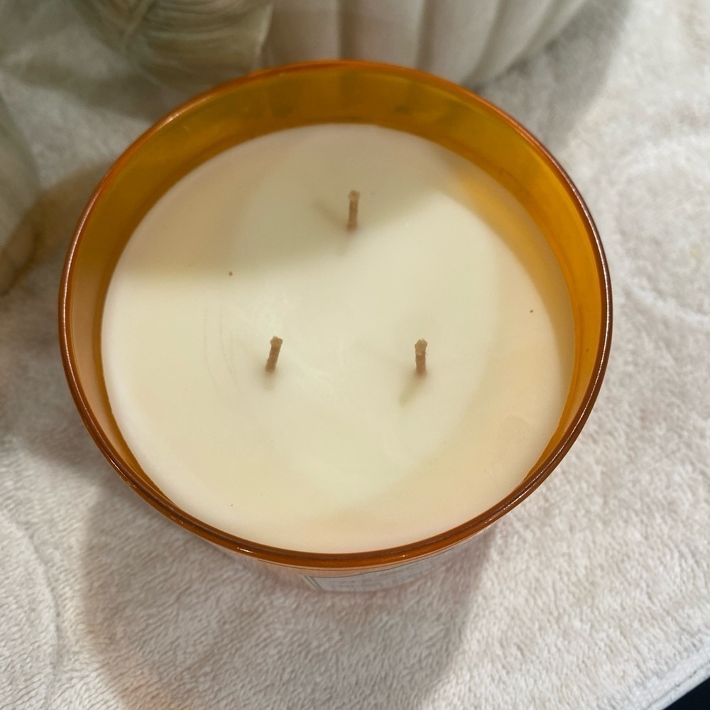 Bath & Body‎ Works/ White SWEET CINNAMON PUMPKIN 3 Wick 14.5 Oz Scented Candle - Picture 2 of 4